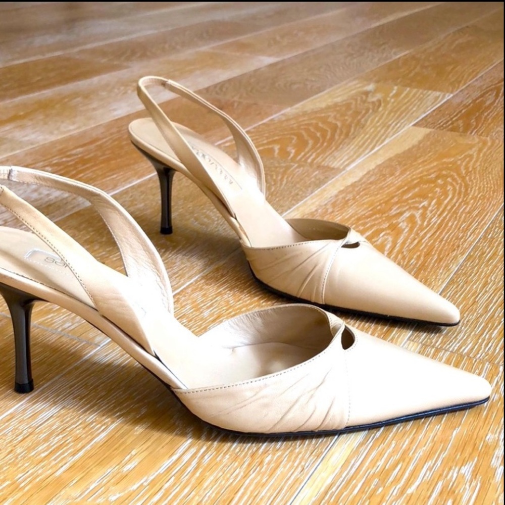 Sergio Rossi Cream Leather Slingback Heels 💗NEW💗